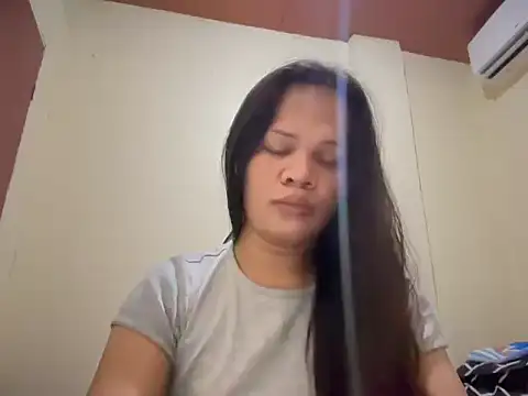 Snapshot of SophiaCourthaway chatting on 25, 7, 2026 SophiaCourthaway online show from 25, 7, 2026