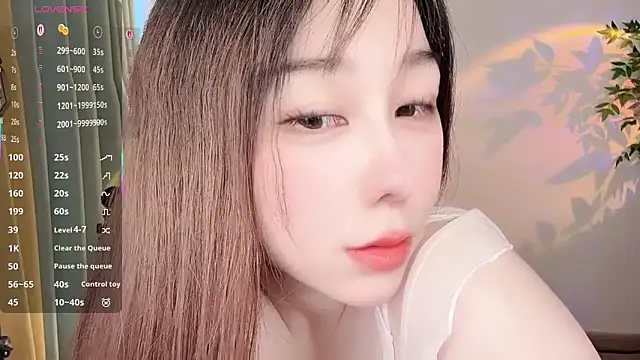 Alano-01 online show from 5, 11, 2025