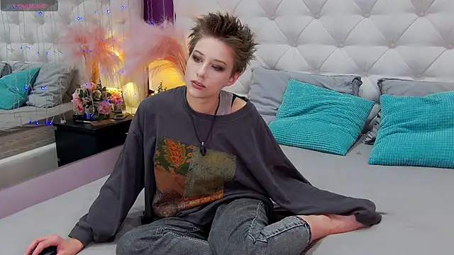 via mayer  online show from 1, 2, 2025