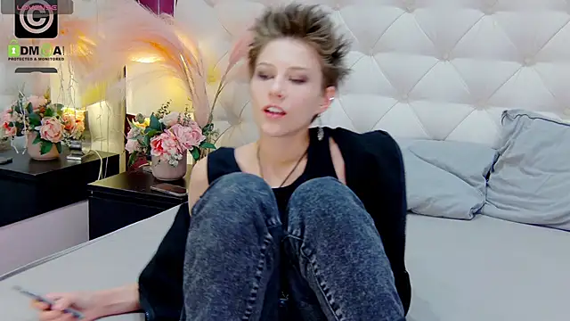 via mayer  online show from 4, 2, 2025