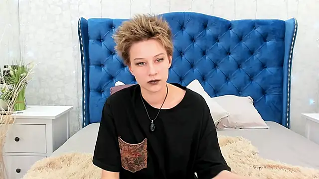 via mayer  online show from 14, 3, 2025