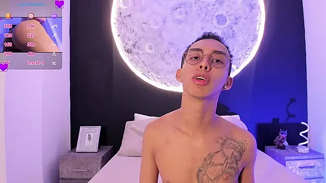 EthaanCox online show from 25, 1, 2025