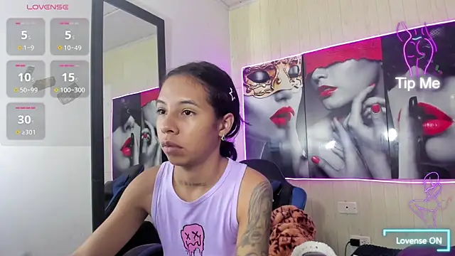 Snapshot of Miss_sparkle00 chatting on 13, 2, 2026 Miss sparkle00 online show from 13, 2, 2026