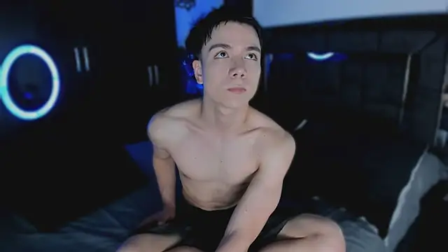 alanblack1 online show from 2, 4, 2026