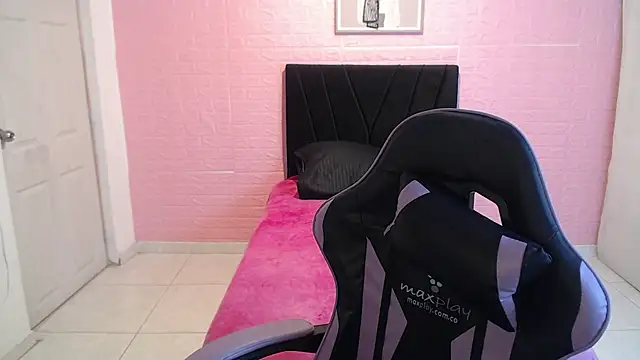 DULCE1609 online show from 17, 4, 2026