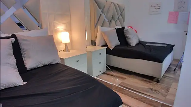 raquell moore online show from 21, 3, 2026