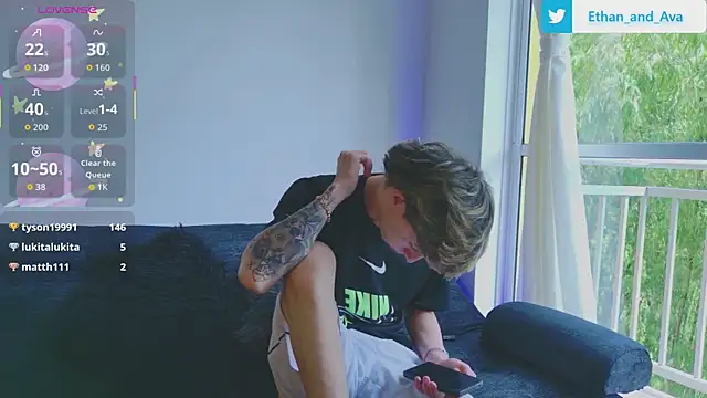 ethan and ava online show from 12, 10, 2025