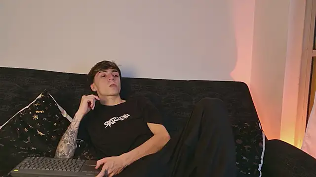 ethan and ava online show from 5, 2, 2026