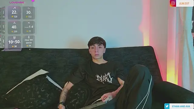 ethan and ava online show from 29, 3, 2026