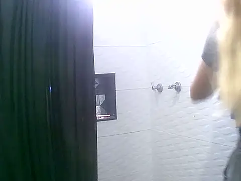 VittoriaTaylor online show from 4, 2, 2026