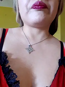 Snapshot of monicavictoria1301 chatting on 31, 10, 2025 monicavictoria1301 online show from 31, 10, 2025