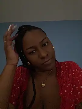 Snapshot of xoxoHotCoCo chatting on 11, 5, 2026 xoxoHotCoCo online show from 11, 5, 2026