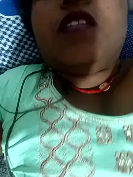 Snapshot of Amisha-Mishra chatting on 6, 4, 2026 Amisha-Mishra online show from 6, 4, 2026