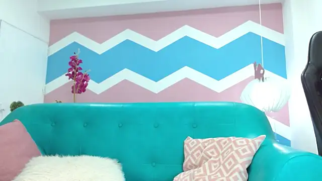 miss honey01 online show from 26, 1, 2025