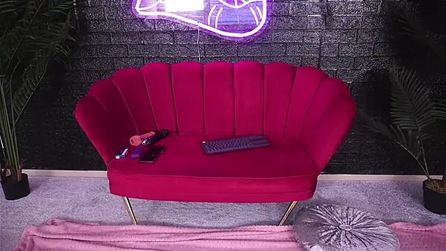 Annabellerise online show from 10, 9, 2025