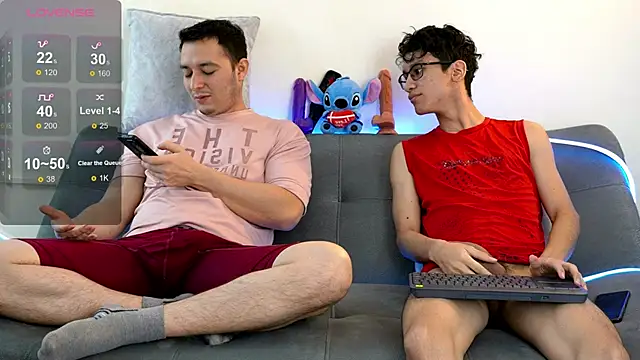 Snapshot of Cum_hunters chatting on 14, 2, 2025 Cum hunters online show from 14, 2, 2025