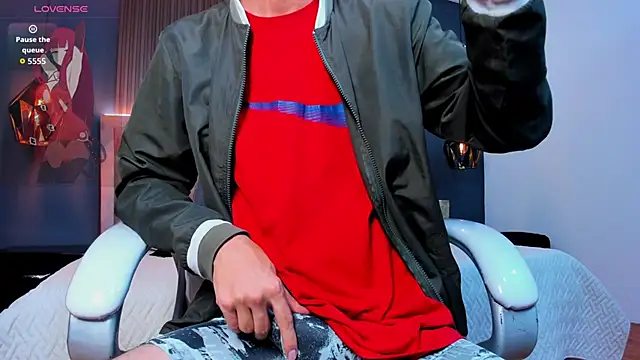 Snapshot of Cum_hunters chatting on 12, 10, 2025 Cum hunters online show from 12, 10, 2025