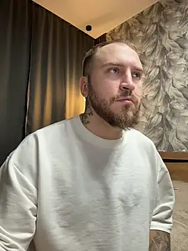 Snapshot of _XxX-XxX_ chatting on 12, 11, 2025 XxX-XxX online show from 12, 11, 2025