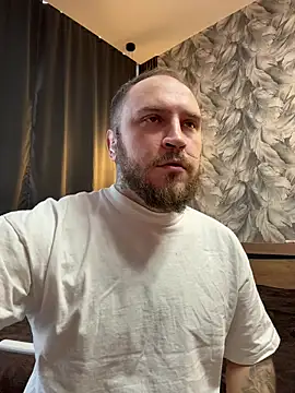 Snapshot of _XxX-XxX_ chatting on 29, 11, 2025 XxX-XxX online show from 29, 11, 2025