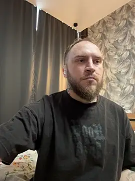 Snapshot of _XxX-XxX_ chatting on 5, 4, 2026 XxX-XxX online show from 5, 4, 2026