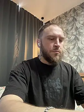 Snapshot of _XxX-XxX_ chatting on 6, 4, 2026 XxX-XxX online show from 6, 4, 2026