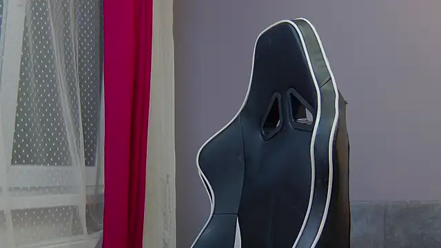 Snapshot of Eva_Lovvia_ chatting on 10, 2, 2025 Eva Lovvia online show from 10, 2, 2025