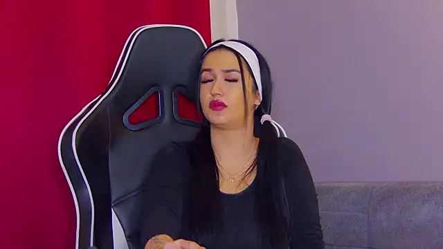 Snapshot of Eva_Lovvia_ chatting on 11, 2, 2025 Eva Lovvia online show from 11, 2, 2025