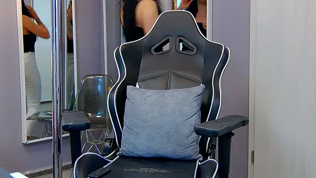 Snapshot of Eva_Lovvia_ chatting on 10, 3, 2025 Eva Lovvia online show from 10, 3, 2025