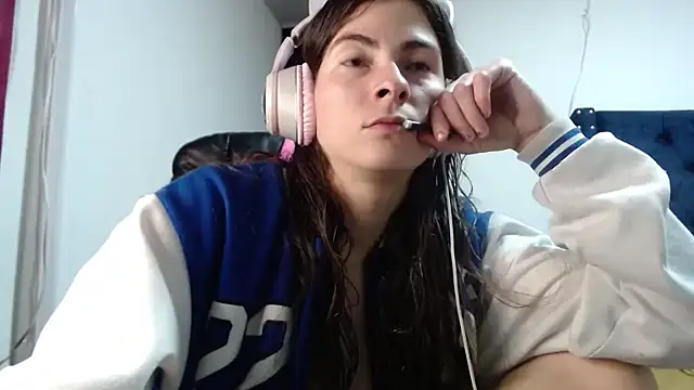 Snapshot of MARIELSINS_AND_DAIKIJACK chatting on 12, 2, 2025 MARIELSINS AND DAIKIJACK online show from 12, 2, 2025