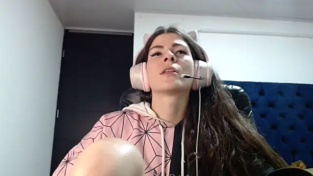 Snapshot of MARIELSINS_AND_DAIKIJACK chatting on 22, 2, 2025 MARIELSINS AND DAIKIJACK online show from 22, 2, 2025