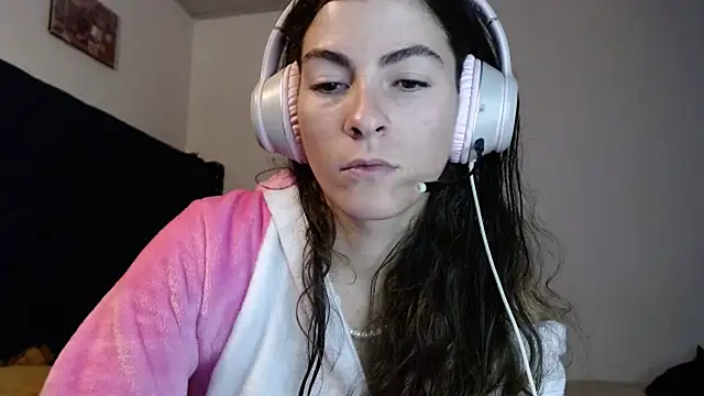 Snapshot of MARIELSINS_AND_DAIKIJACK chatting on 1, 3, 2025 MARIELSINS AND DAIKIJACK online show from 1, 3, 2025