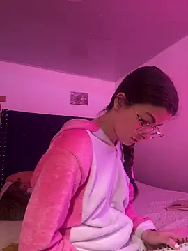 Snapshot of MARIELSINS_AND_DAIKIJACK chatting on 18, 3, 2025 MARIELSINS AND DAIKIJACK online show from 18, 3, 2025