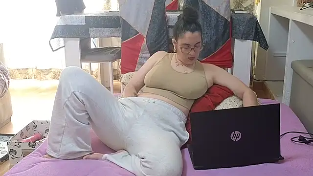 Snapshot of SiperinoLossado chatting on 11, 4, 2026 SiperinoLossado online show from 11, 4, 2026