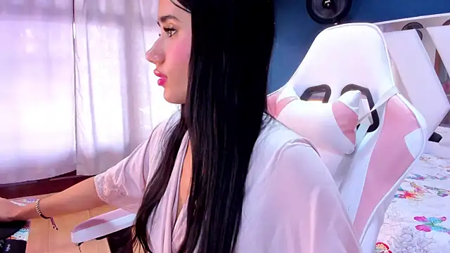 Snapshot of Alondra_Cutie chatting on 22, 3, 2025 Alondra Cutie online show from 22, 3, 2025