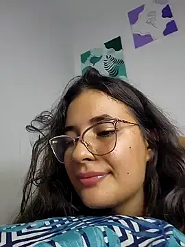 Snapshot of baaby-miiaa chatting on 9, 3, 2025 baaby-miiaa online show from 9, 3, 2025
