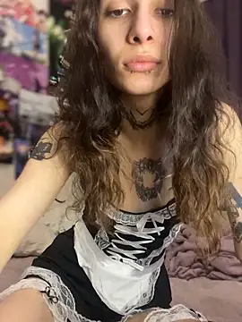 Snapshot of mollyEXD chatting on 1, 3, 2025 mollyEXD online show from 1, 3, 2025