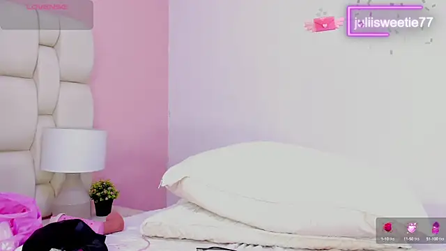 JuliiSweetie online show from 29, 1, 2025