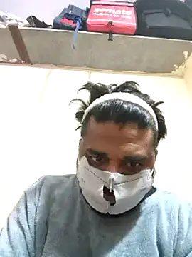 Snapshot of Raziv_komal143 chatting on 17, 1, 2025 Raziv komal143 online show from 17, 1, 2025