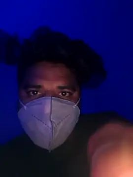 Snapshot of Raziv_komal143 chatting on 4, 3, 2025 Raziv komal143 online show from 4, 3, 2025