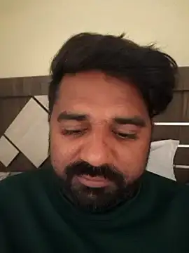 Snapshot of Raziv_komal143 chatting on 7, 3, 2025 Raziv komal143 online show from 7, 3, 2025