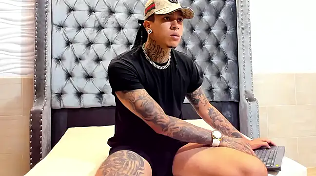 Kenaii 7777 online show from 18, 1, 2025