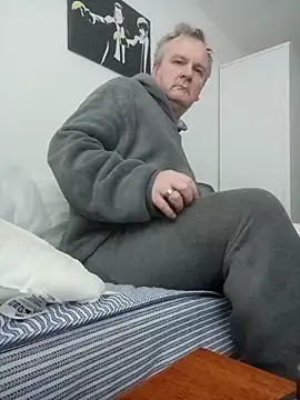 Paolo7619 online show from 6, 3, 2025