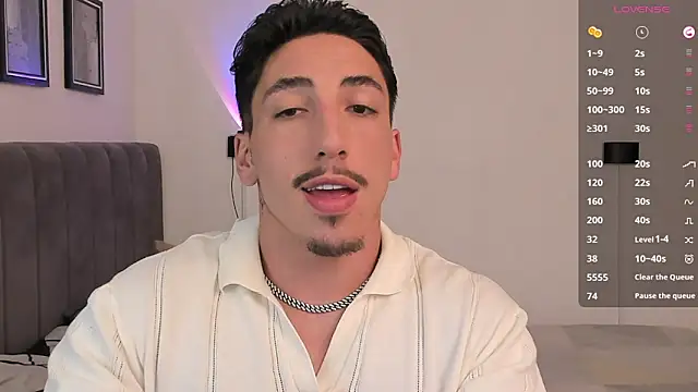 dylanspencer28 online show from 22, 2, 2025