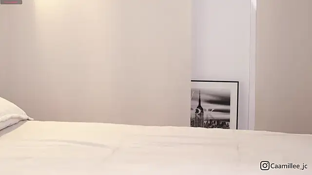 caamillee  online show from 14, 4, 2026