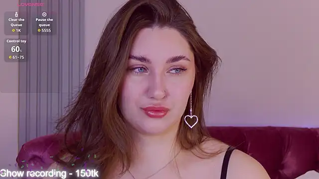 KiraBarlows online show from 7, 2, 2026