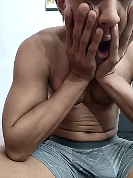 owen2992 online show from 11, 4, 2026