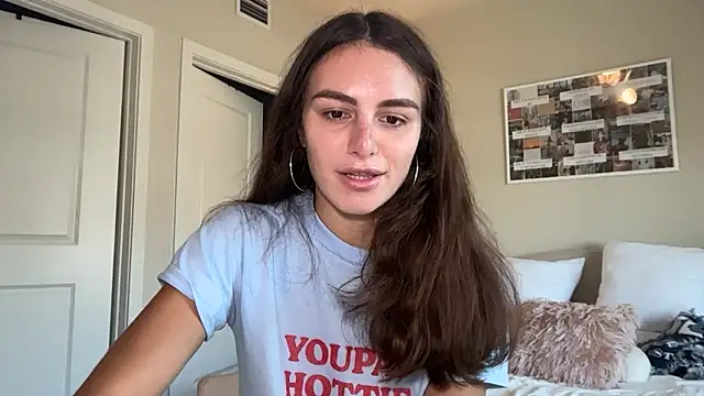 Snapshot of graciesmith27 chatting on 19, 5, 2026 graciesmith27 online show from 19, 5, 2026