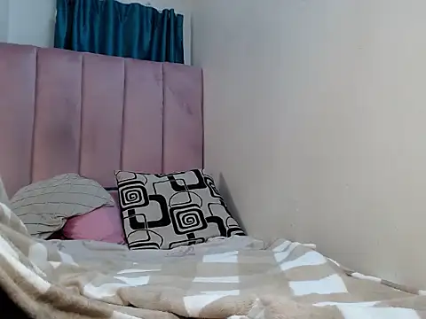 Hazel-nutt online show from 25, 2, 2025