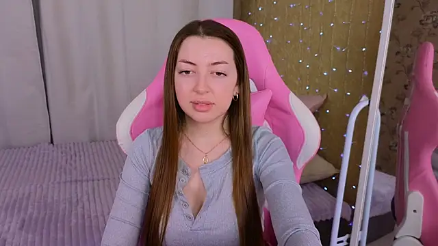 Ann moon   online show from 1, 2, 2025