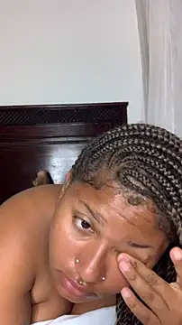 Snapshot of madell chatting on 15, 2, 2026 madell online show from 15, 2, 2026